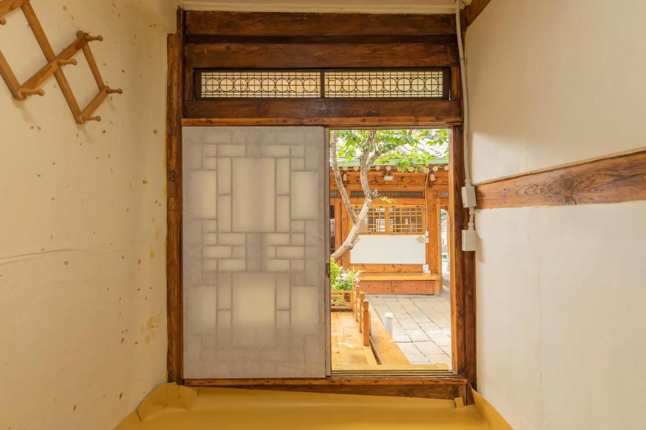 ゲストハウス Dongmyo Hanok Sihwadang - Private Korean Style House In The City Center With A Beautiful Garden ソウル特別市